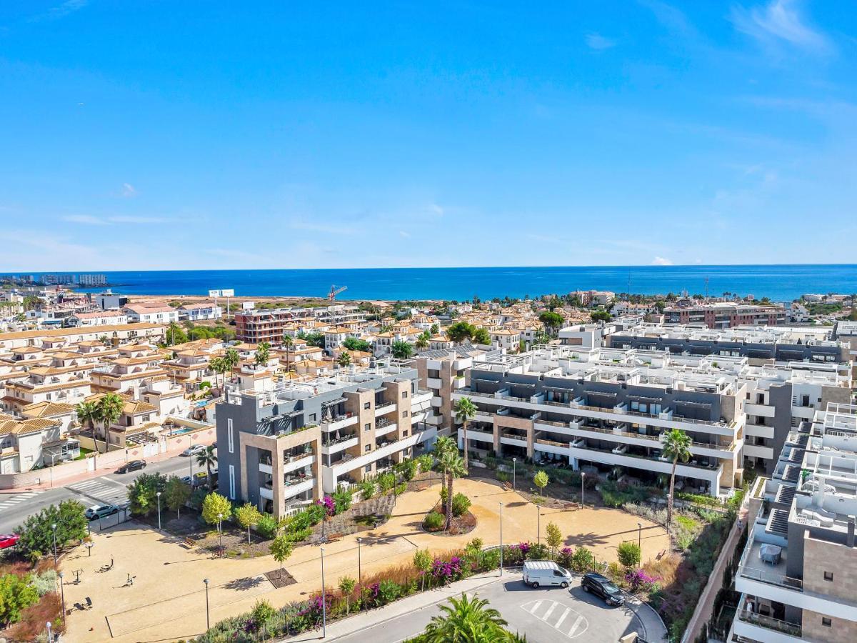 Lovely First Floor Apartment, Heating Pool ! Alicante Exteriör bild